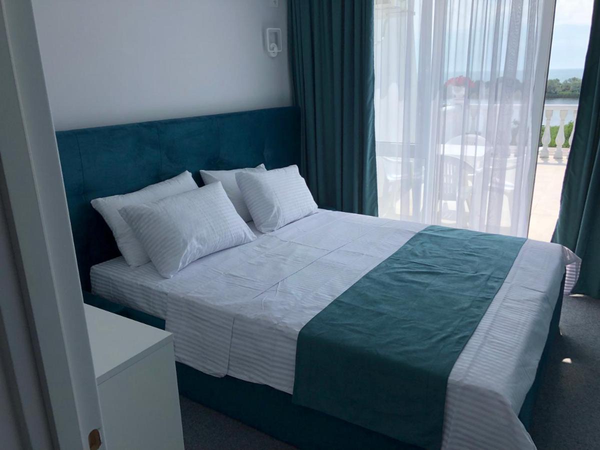 Panorama Briz Hotell Karolino-Buhaz Exteriör bild