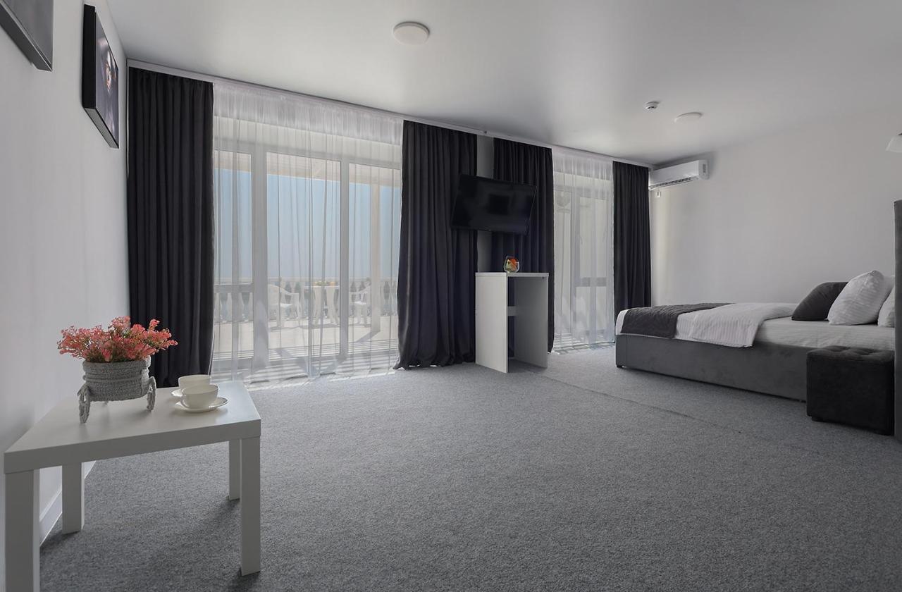 Panorama Briz Hotell Karolino-Buhaz Exteriör bild