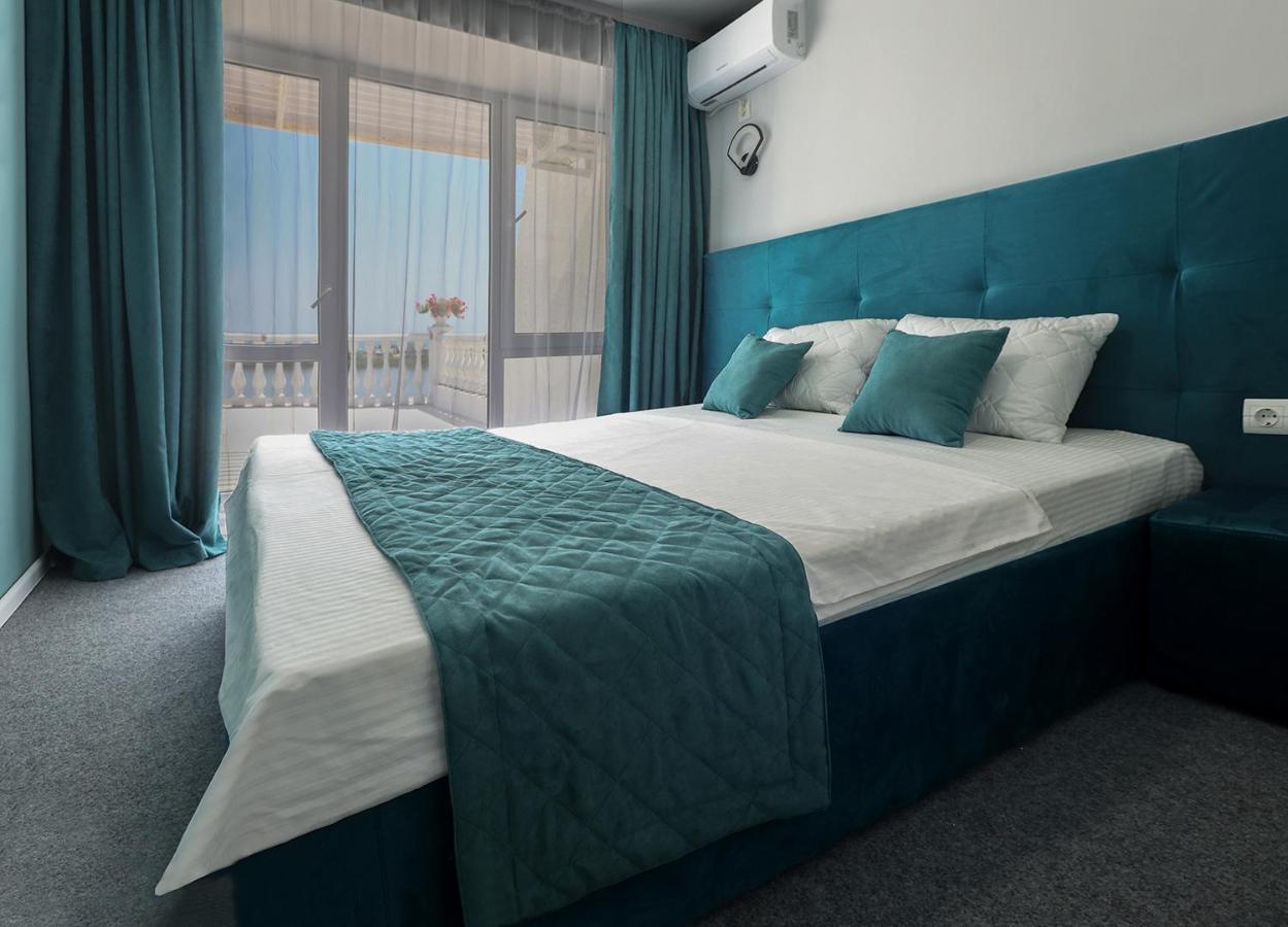 Panorama Briz Hotell Karolino-Buhaz Exteriör bild