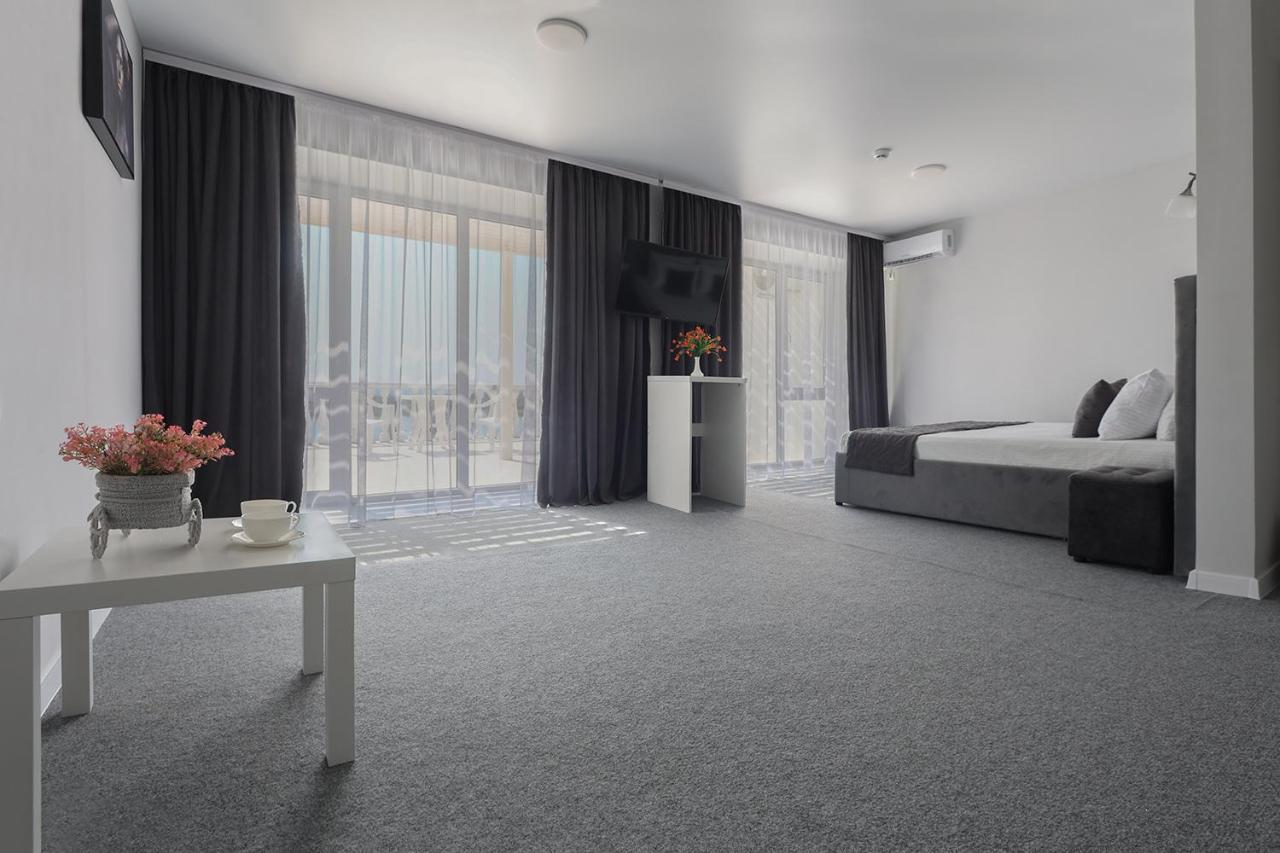 Panorama Briz Hotell Karolino-Buhaz Exteriör bild